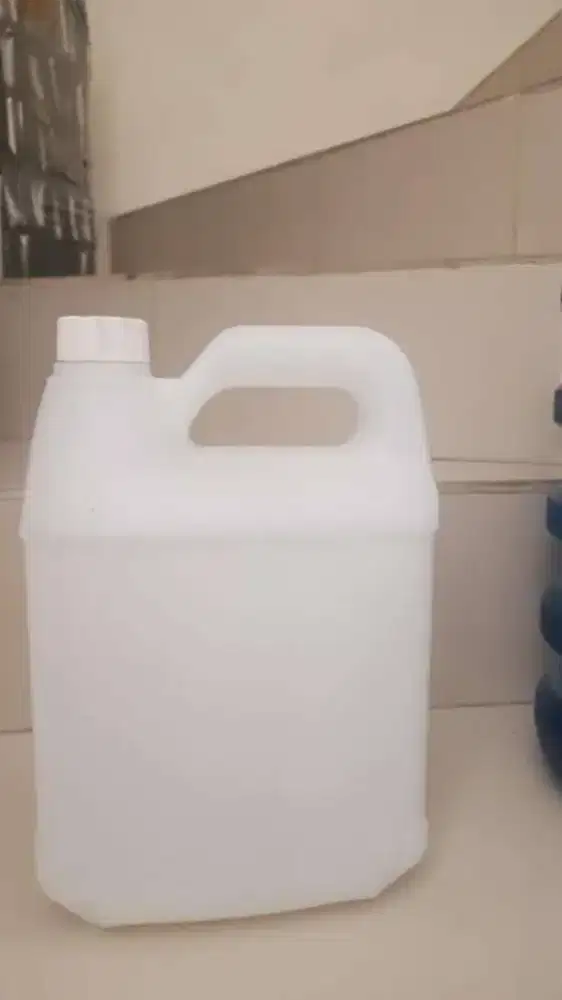 Jerigen 5 liter Bekas Pewangi