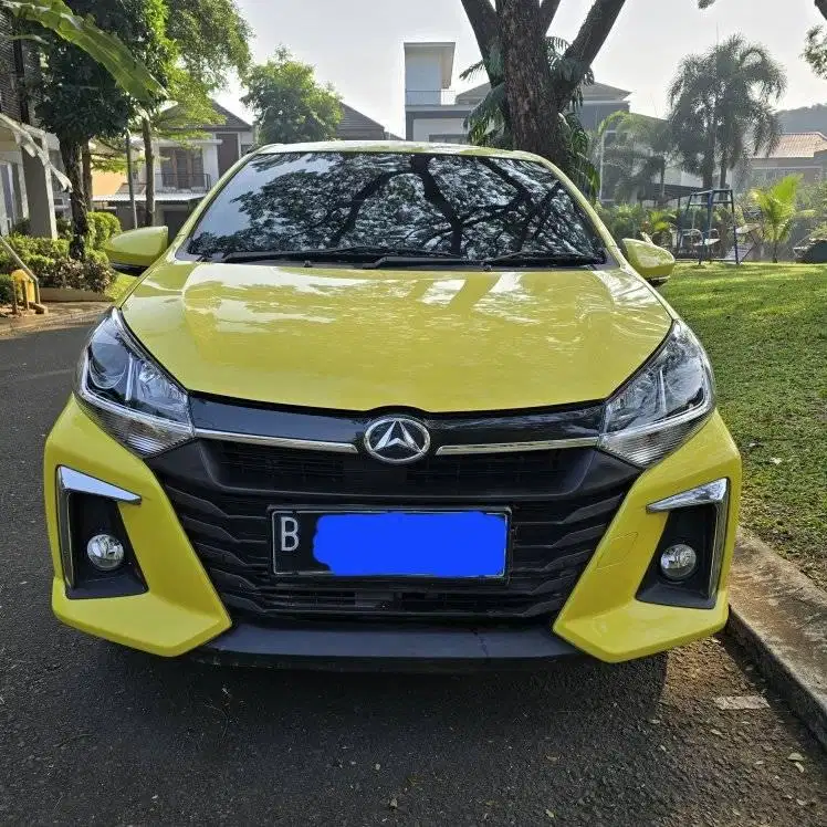 [ low km ] DAIHATSU AYLA R AT MATIC TH 2022 KUNING