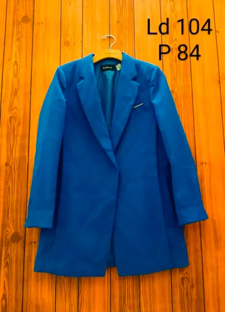 Blazer wanita biru