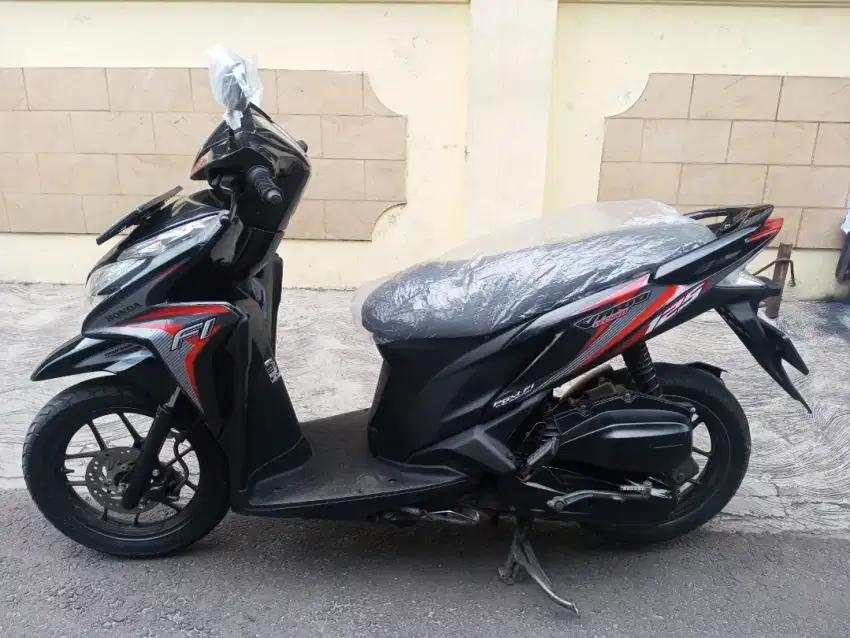 Bekas berkualitas bergaransi Honda Vario 125 2014 siap pakai