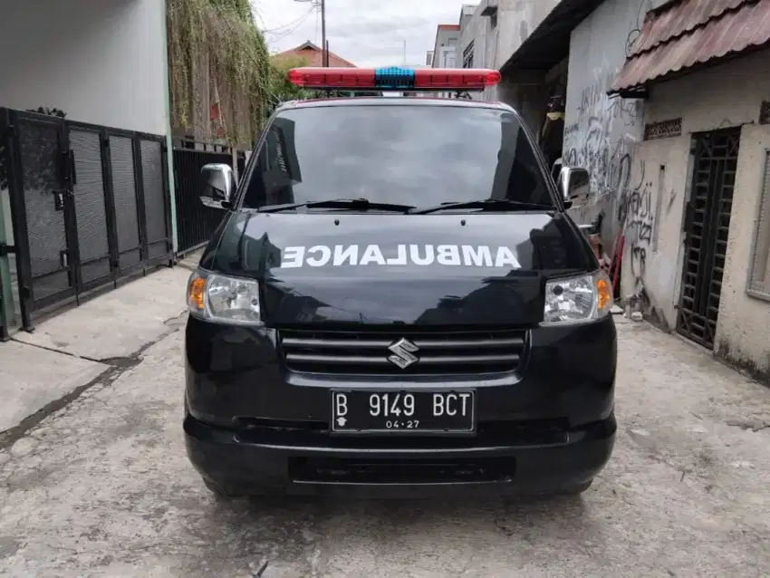 Suzuki apv ambulance medis multifungsi evakuasi 2017 hitam mumer cepat