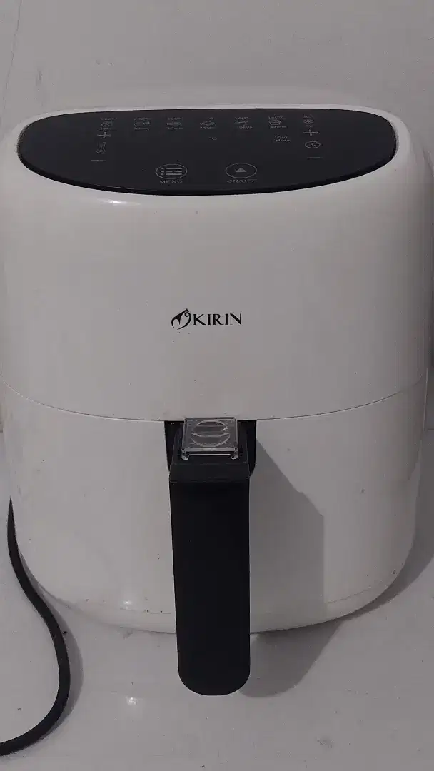 Kirin airfryer. Berfungsi baik