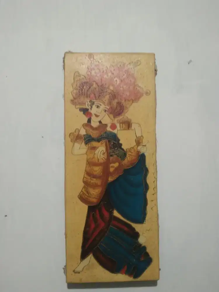 Lukisan,cermin,ukiran dan lain lain