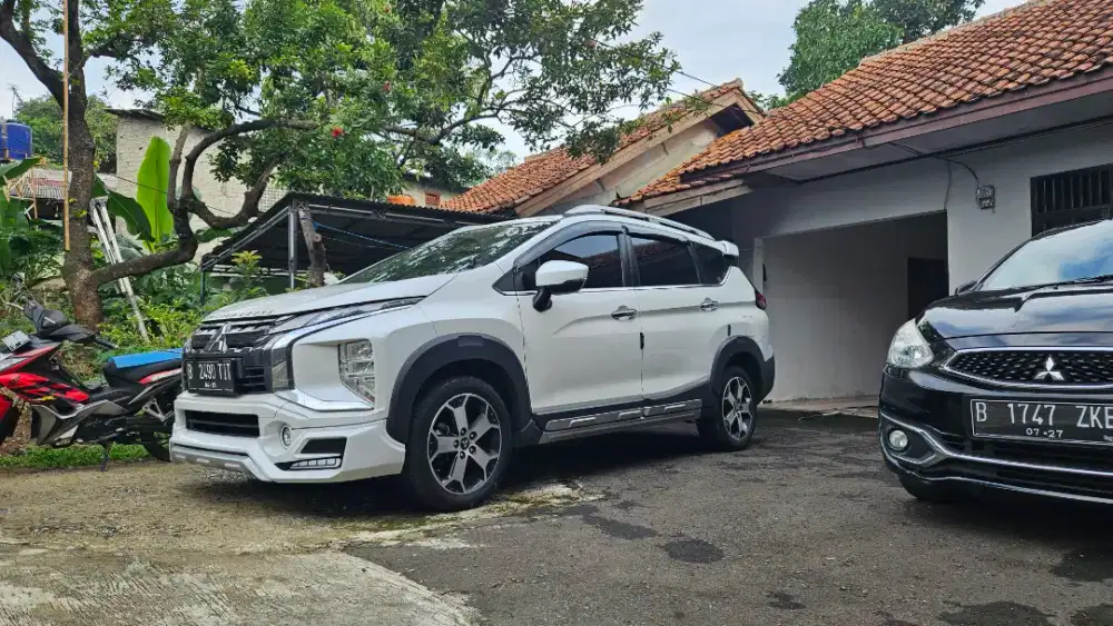 Bodykit Xpander Cross