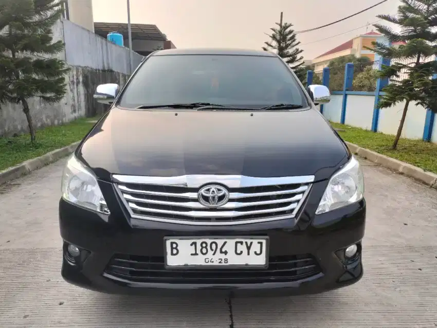 Toyota Grand Innova G Automatic 2011