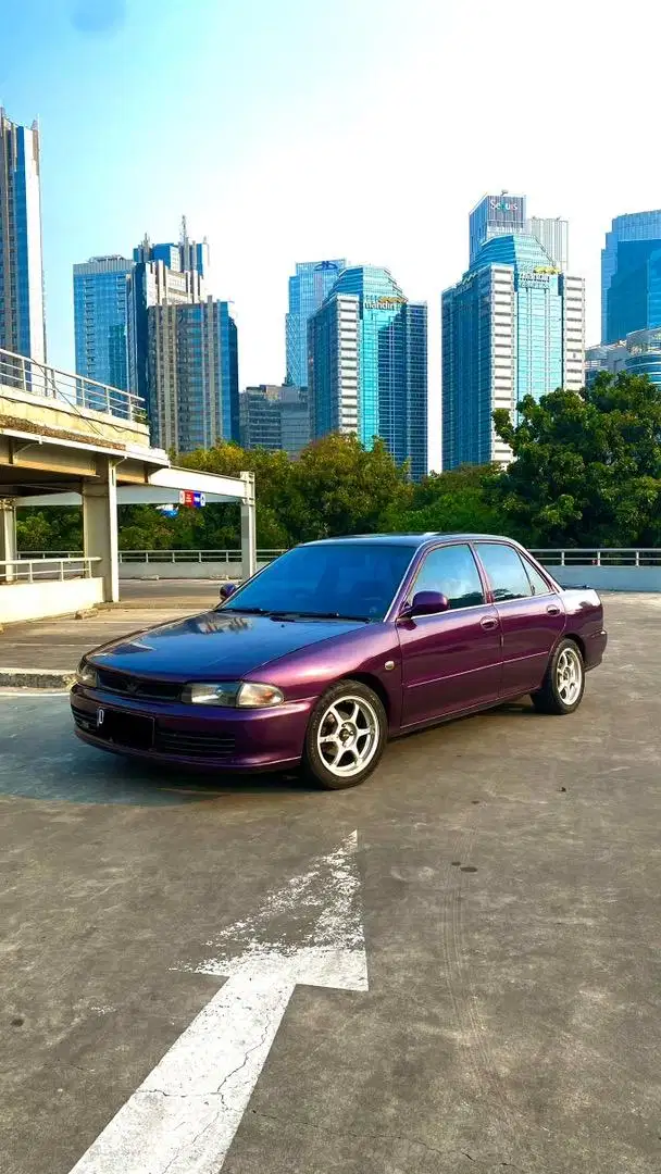 Mitsubishi Lancer GLXi CB4