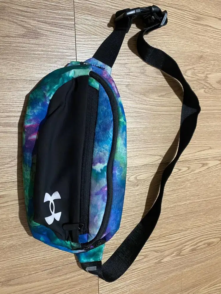Waist bag under armor