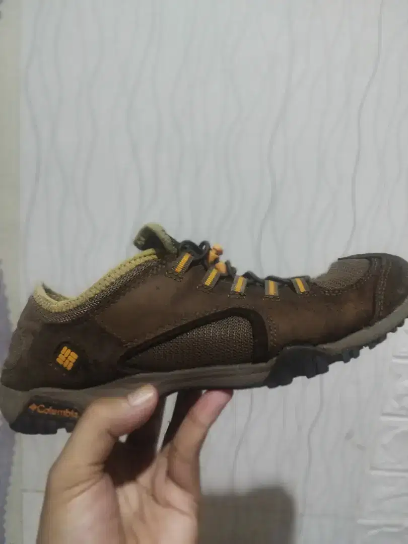 Sepatu outdoor trail gunung casual columbia murah