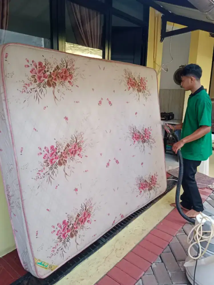 Jasa cuci sepringbed matras bed sofa dan lain lain