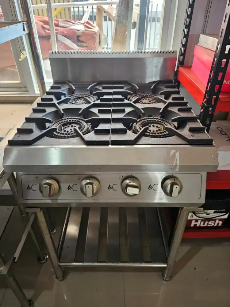 Standing Gas Burner Kompor Gas 4 Tungku