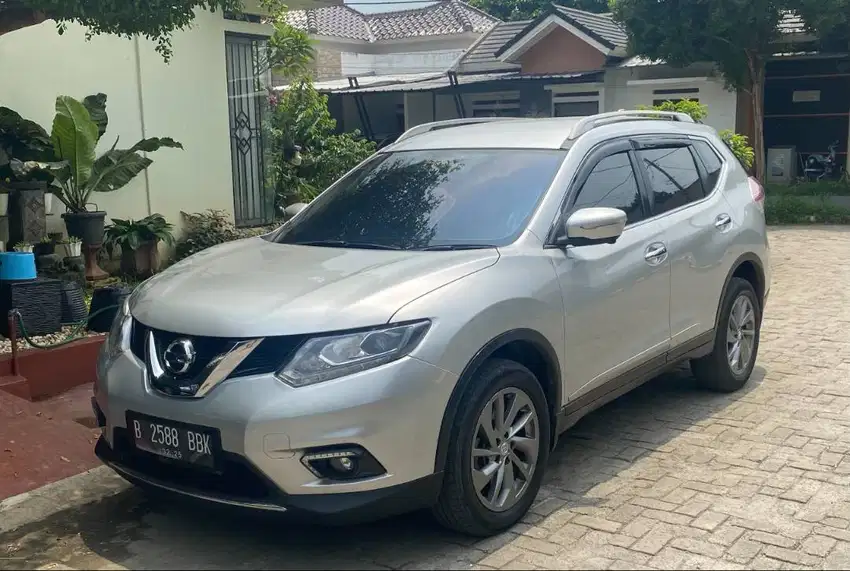 Nissan Xtrail 2.5 2015 Silver, 129juta cash bukan jebakan kredit