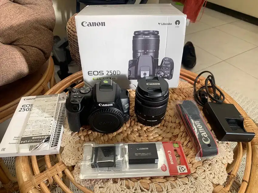 Canon EOS 250D / 200D MARK II