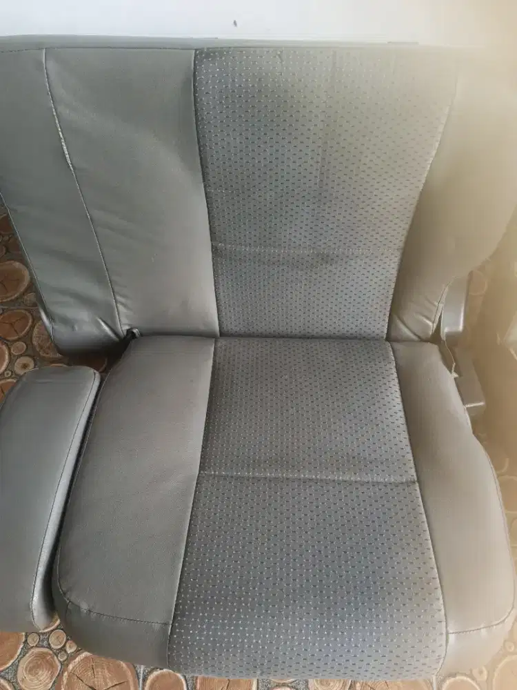 Jok belakang mobil grand max blinded