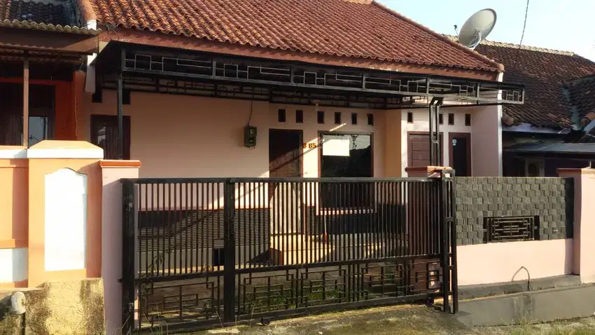 Disewakan Rumah Siap Huni (baru renovasi)