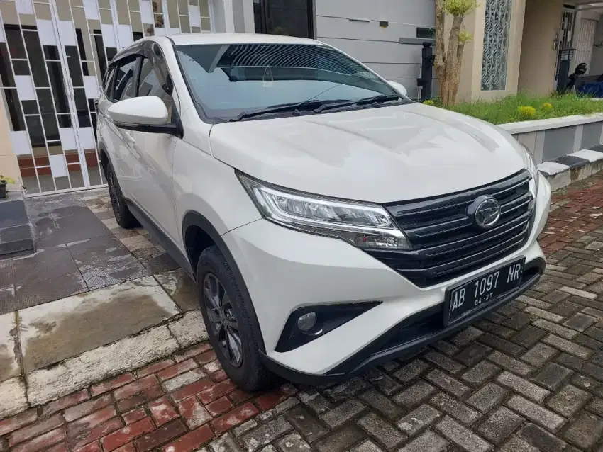 Terios X Deluxe matic 2022 asli AB km20rb super istimewa