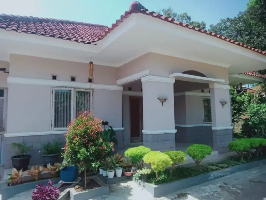 Dijual cepat rumah