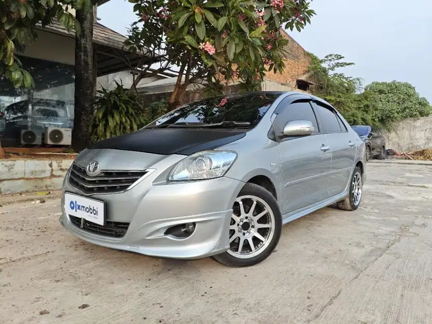 Toyota Vios 1.5 G Bensin-AT 2013 Silver /