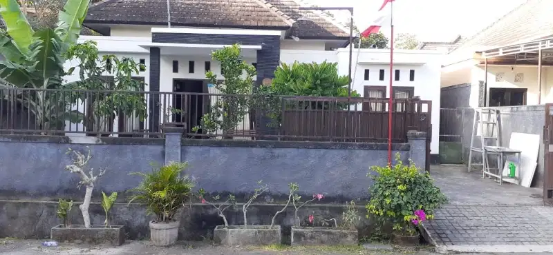 Rumah  2 are  one gate Sistem  jalan lebar