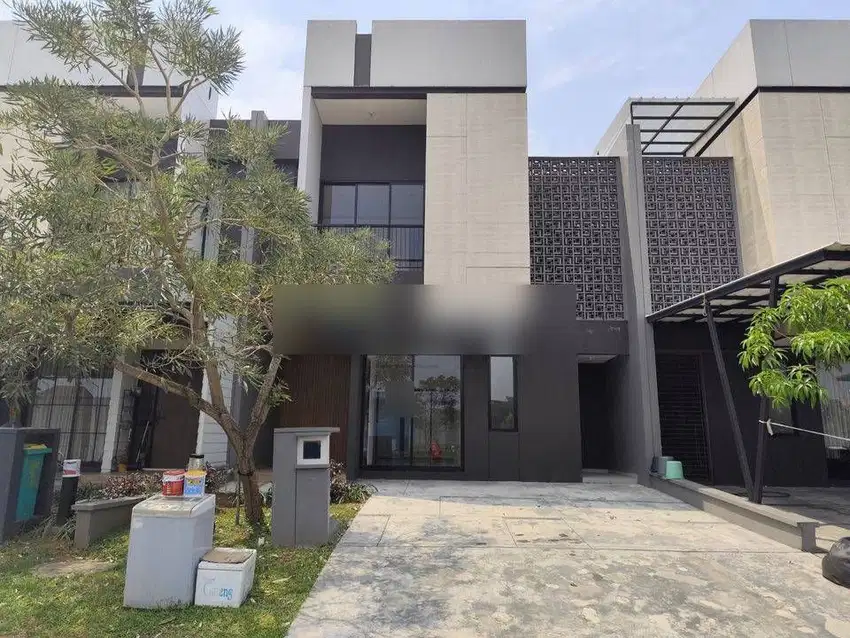 Rumah Megah Cantik di Suvarna Sutera Eldora Tangerang L2 240333