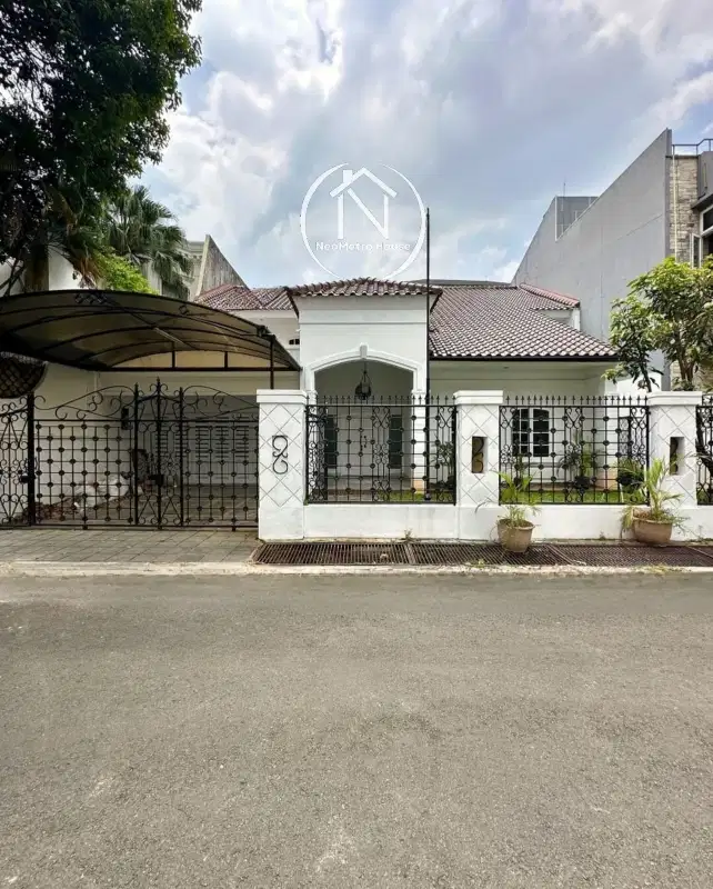 DIJUAL RUMAH KBY BARU  BRAND NEW RENOVATED  PRIME AREA