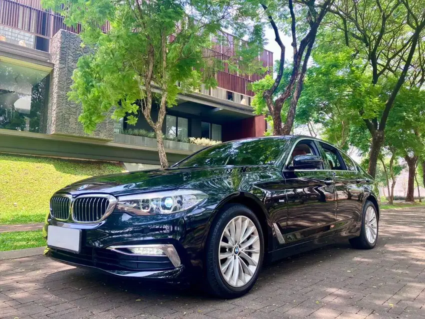 BMW 530i G30 Luxury B48 2018