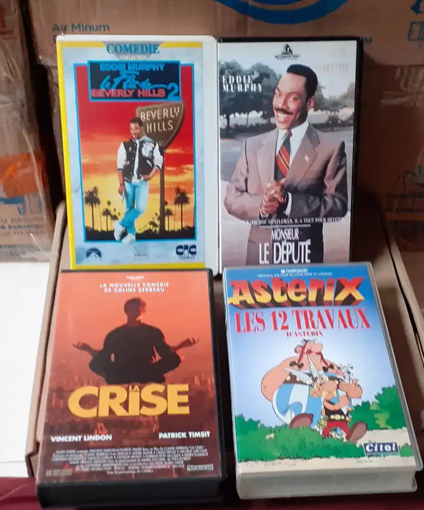 KASET VIDEO VHS FILM (4PIC)