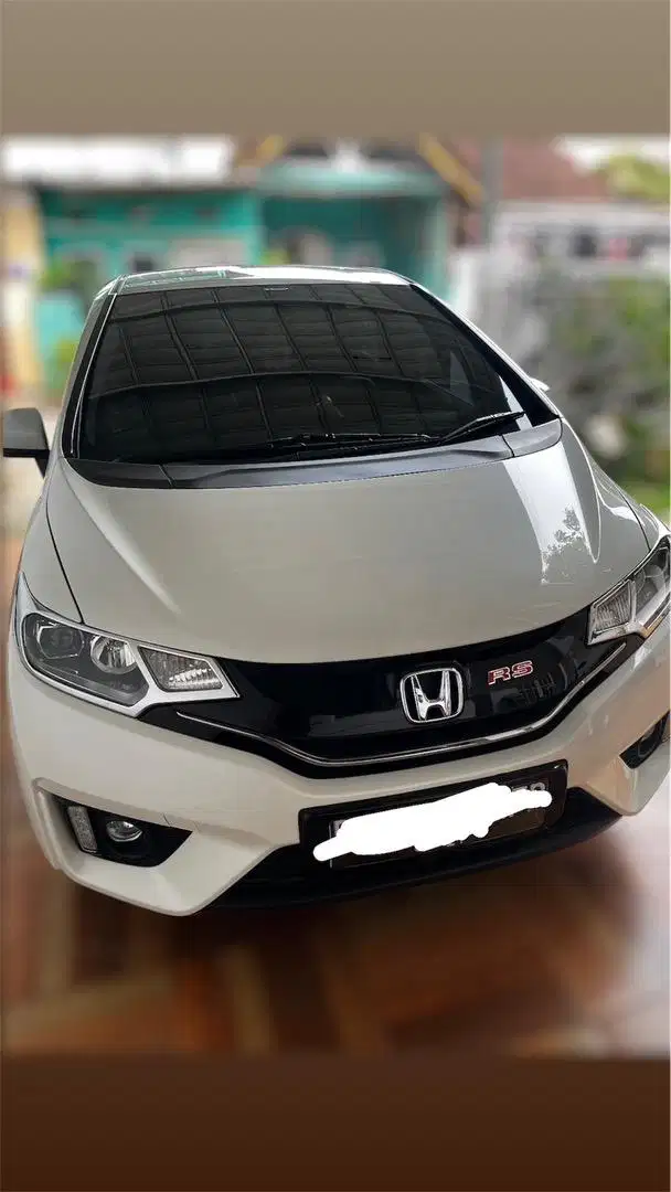 Honda jazz 1.5 rs cvt warna putih mulus km masih 33 ribu