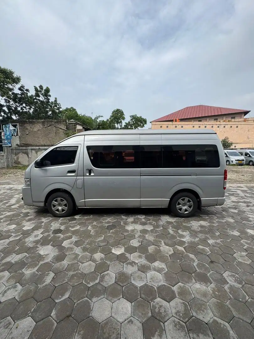 READY Toyota Hiace 2017 Diesel