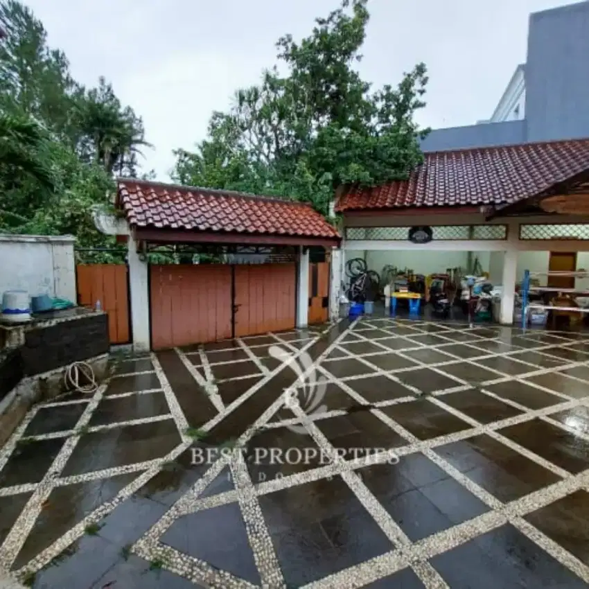 Dijual Tanah beserta dengan Rumah Mewah di Lokasi Elit Kota Bogor