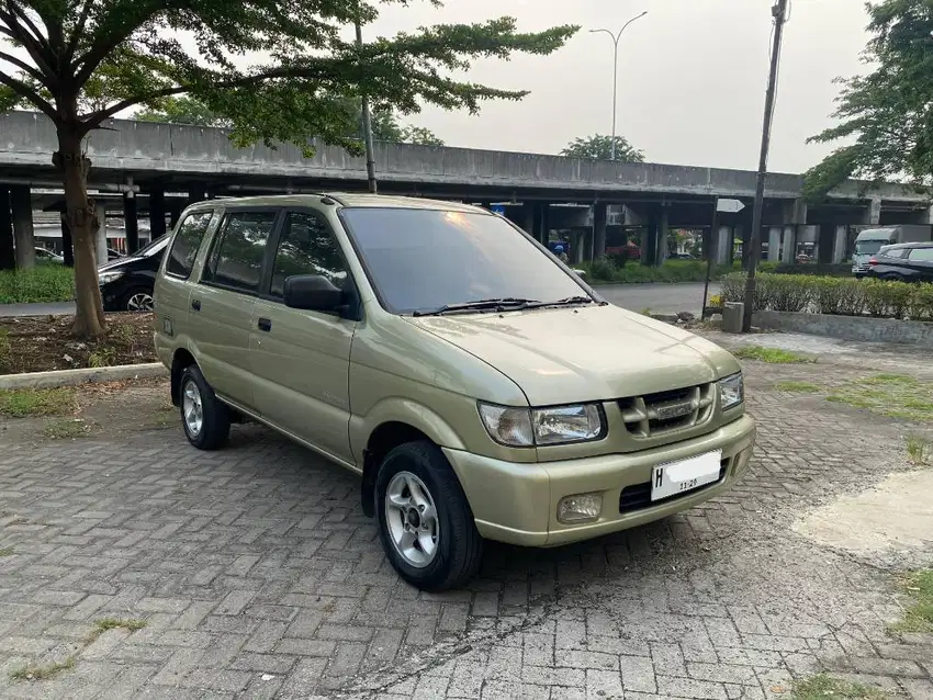 Isuzu Panther LS 2001 Istimewa Terawat