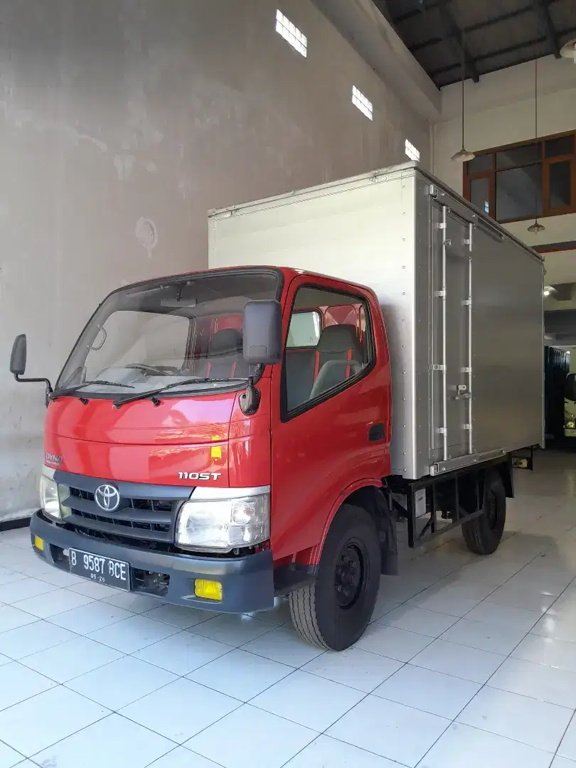 Toyota Dyna Engkle Box