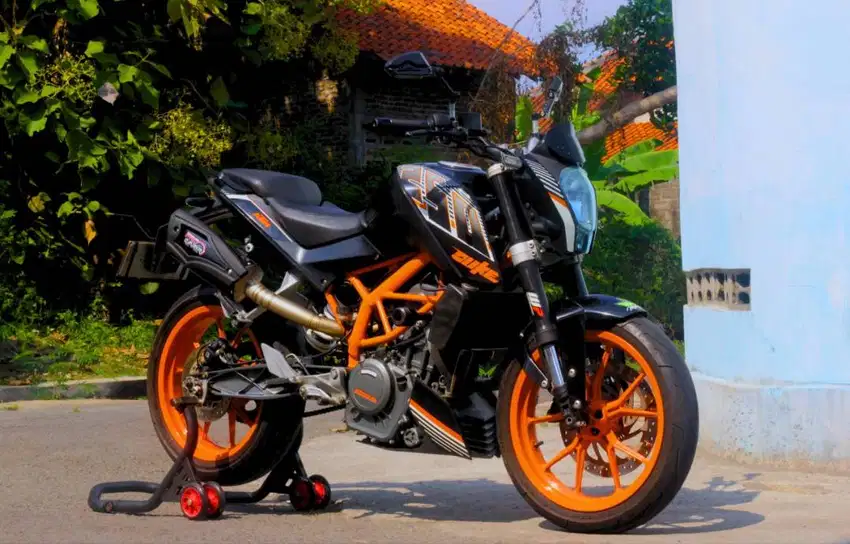 Ktm duke 250 mulus istimewa knalpot asli ada