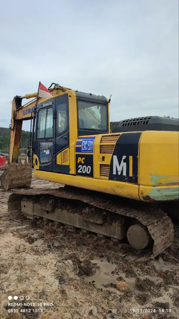 PC200 M1 2021 Samarinda di Anggana
Excavator KOMATSU