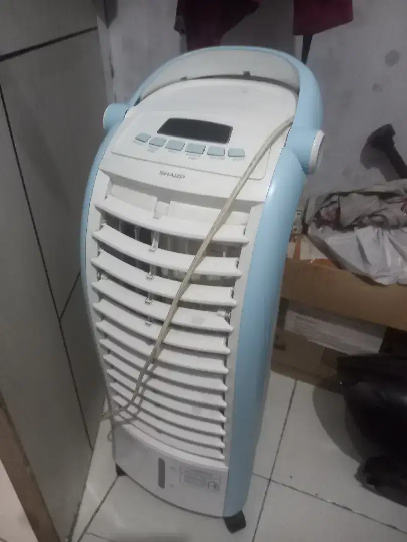 Air cooler merk sharp