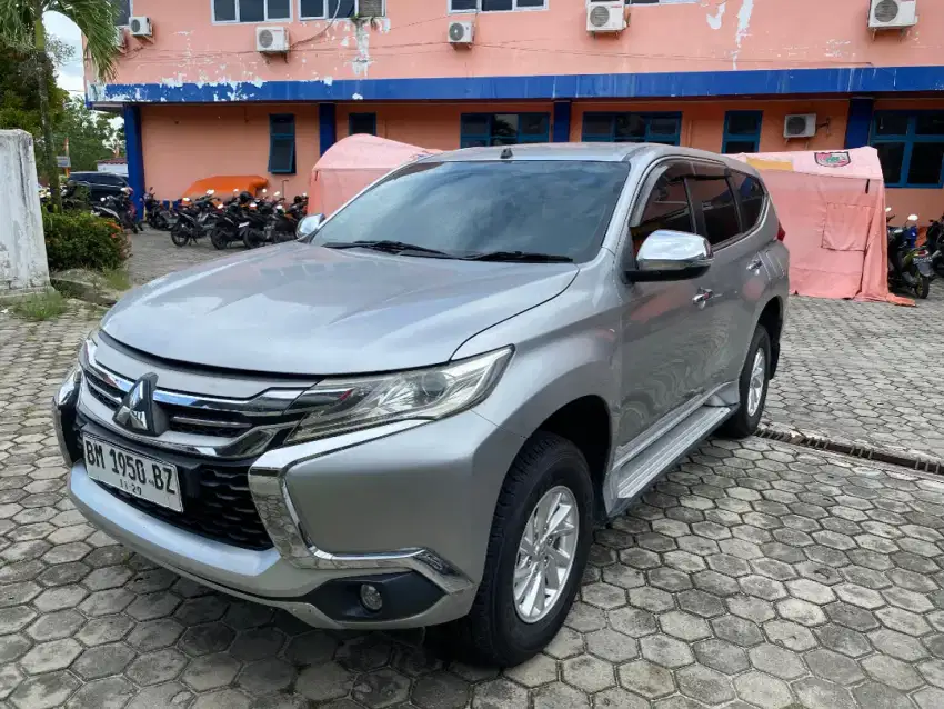 Pajero GLX 4x4 MT