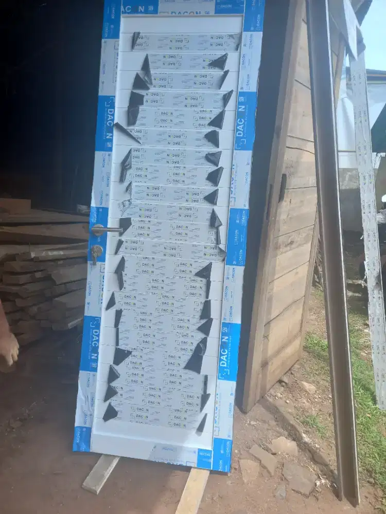 Kusen pintu alumunium