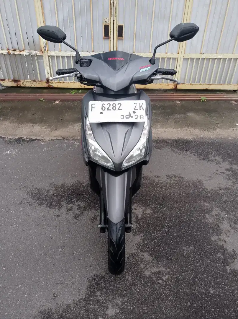 DI JUAL CEPAT CASH , BISA JUGA CREDIT , HONDA VARIO 110 AGNEZ PLAT F.