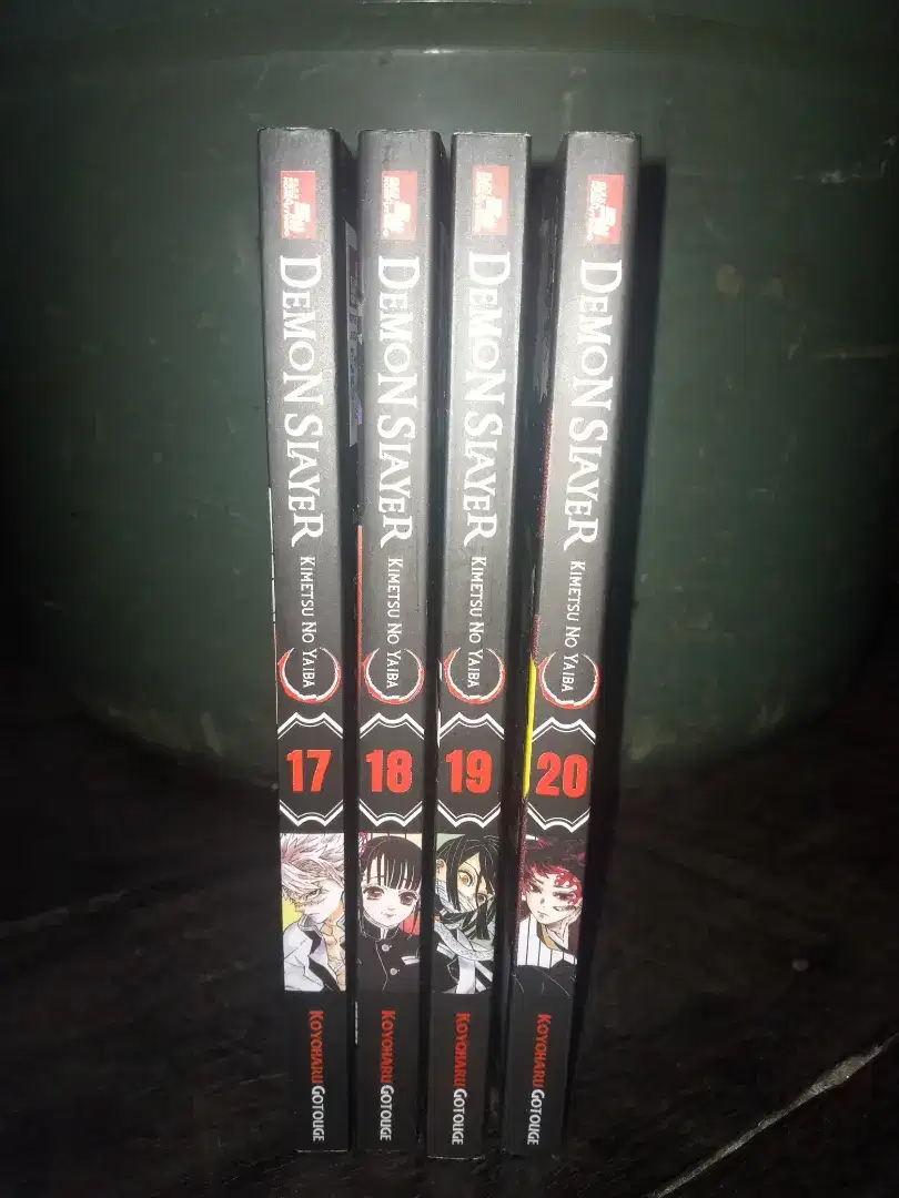 Jual buku komik kimetsu no yaiba