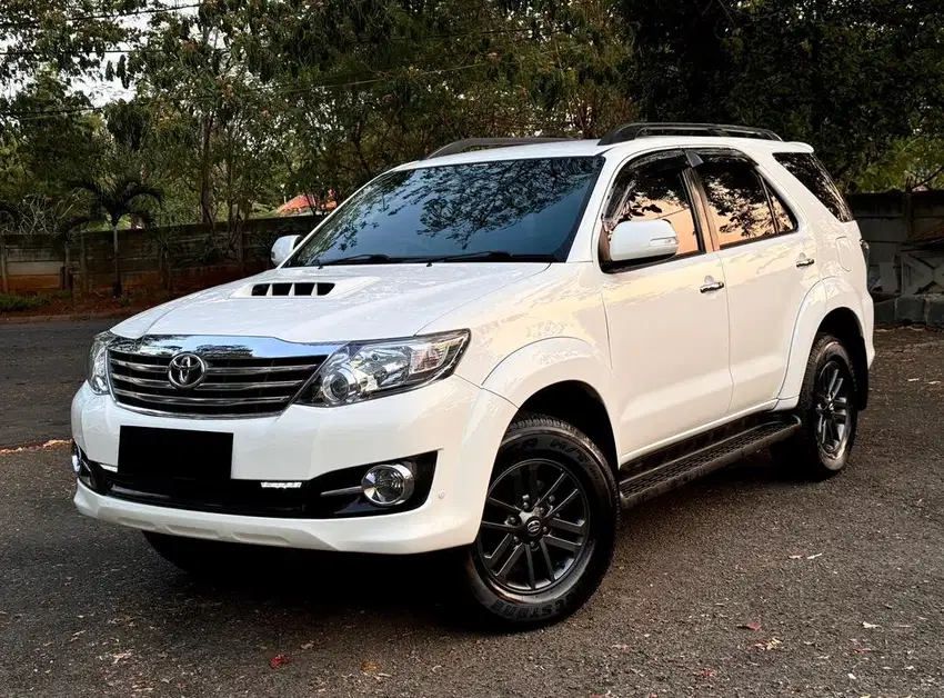 [KM 10 RB] Toyota Fortuner VNT Diesel A/T 2015 Antik Simpanan Like New