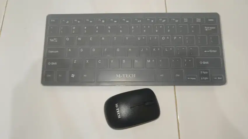 Dijual mouse & keyboard wireless sepaket merk M-Tech berminus