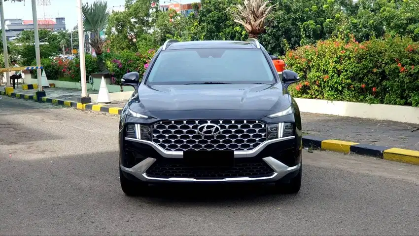 Hyundai Santafe Santa fe Signature 2.2 Diesel AT 2023 Like New Low KM