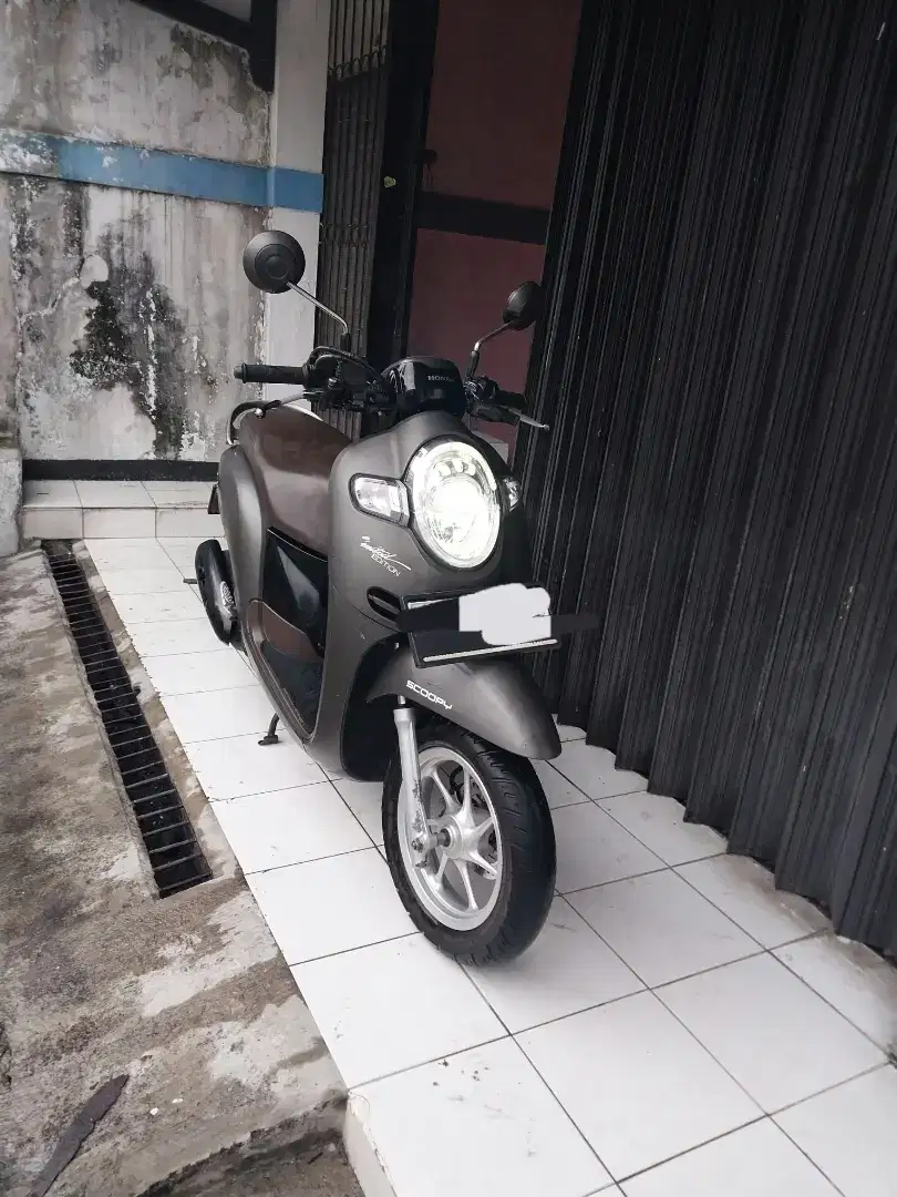 Honda Scoopy stylish