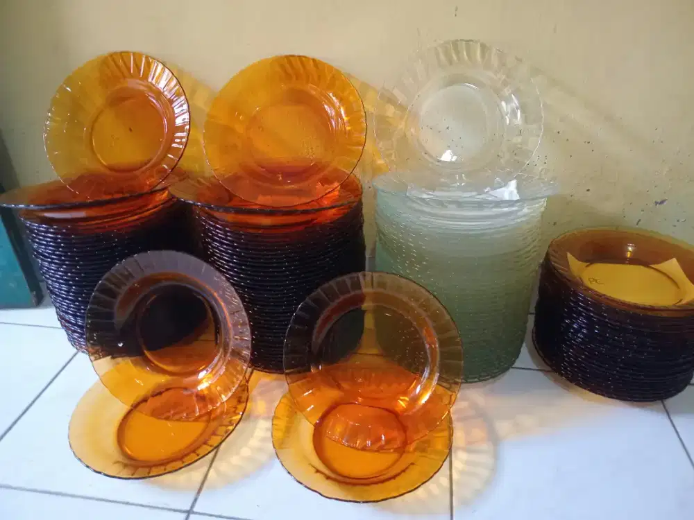 PIRING MAKAN SEM KRISTAL