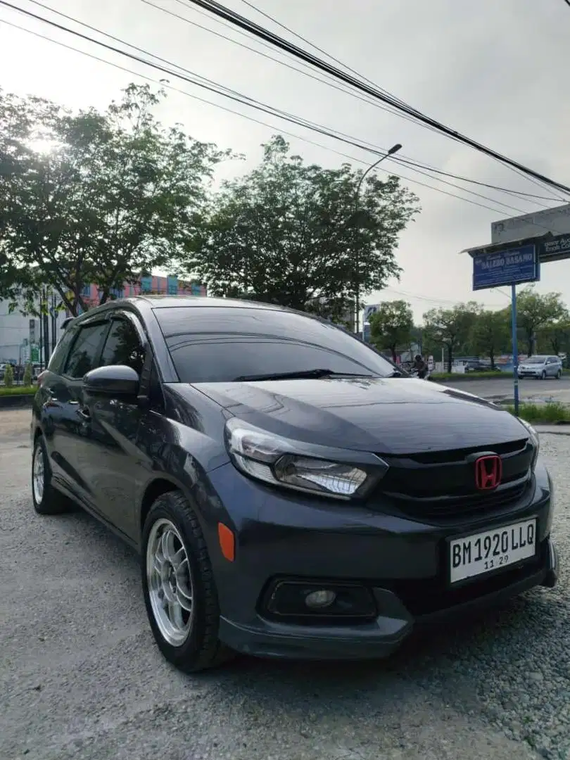 Mobilio E prestige cvt 2016