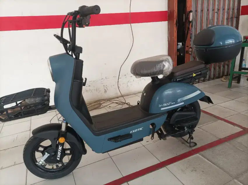 SEPEDA LISTRIK EXOTIC EV-922BX BLUE SEA