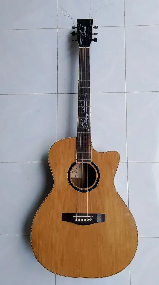 GITAR AKUSTIK LAKEWOOD CUSTOM