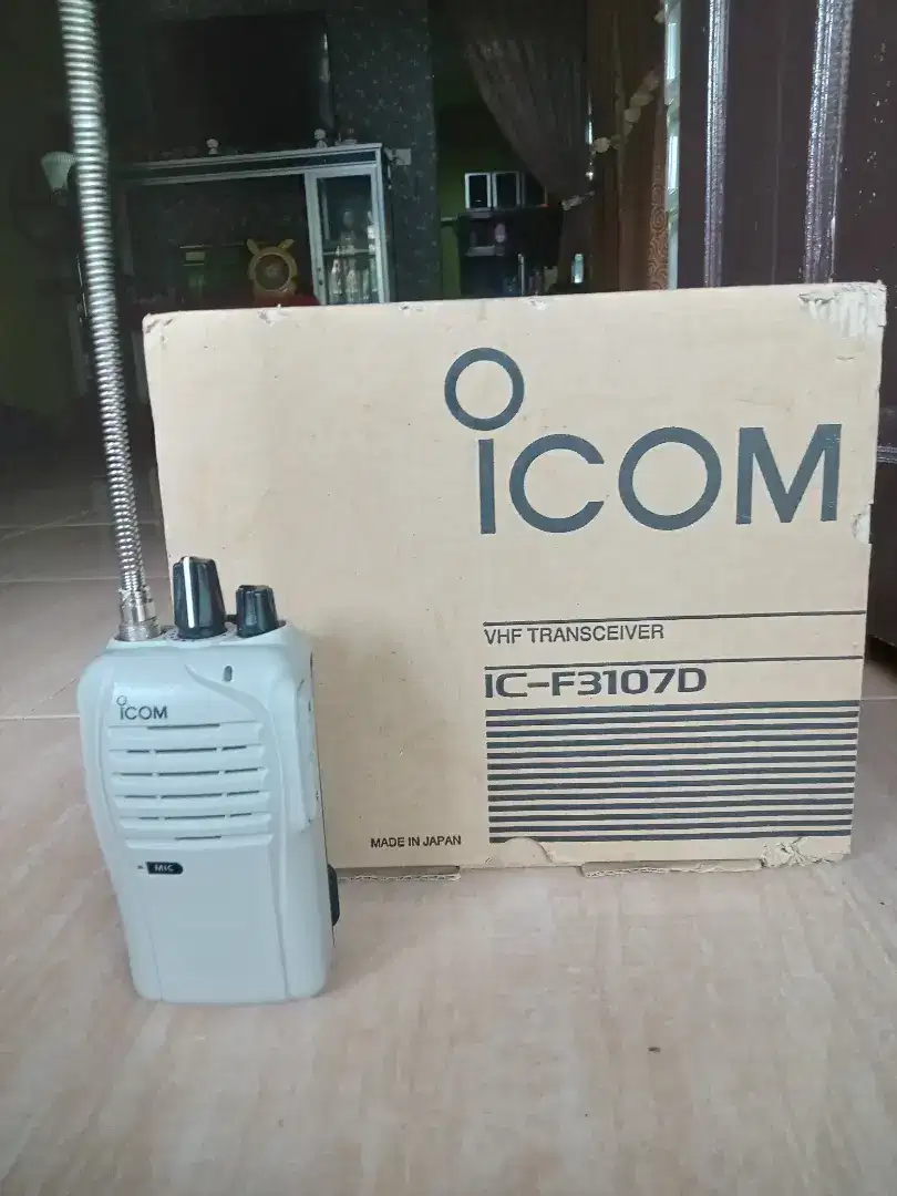 HT icom ic f3107d VHF japan