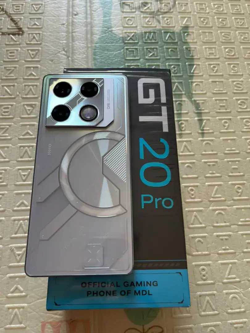 Infinix GT 20 pro 8+8/256 silver