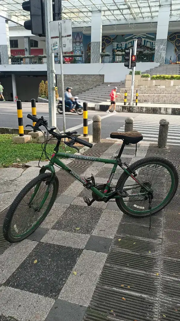 Sepeda Gunung Polygon Xtrada