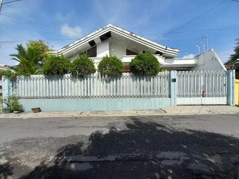 Rumah tengah di Kepatihan jebres Solo Surakarta